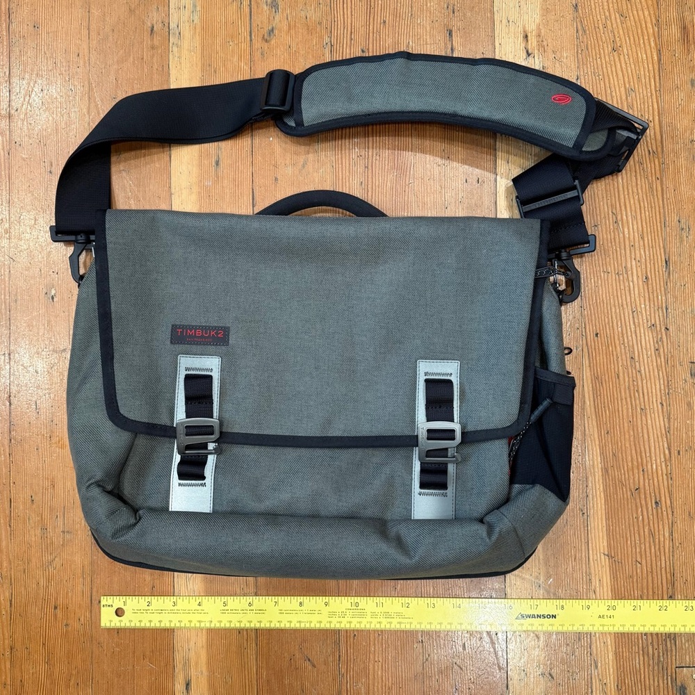 NWOT Timbuk2 Commuter laptop messenger bag